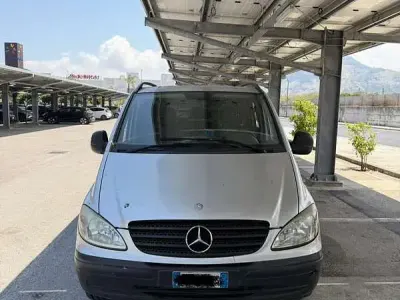 Usata Mercedes Vito 122 CV (89 kW) 2007 Argento Furgone