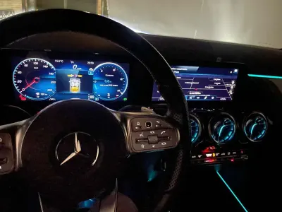 Usata Mercedes GLA200 150 CV (110 kW) 2023 Nero SUV