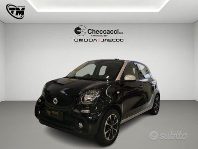 Usata Smart ForFour Passion 71 CV (52 kW) 2016 Nero Utilitaria