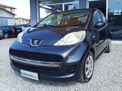 Occasion Peugeot 107 Allure 68 ch (50 kW) 2009 Gris Citadine