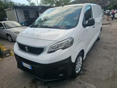 Usata Peugeot e-Expert Premium 56 kW (77 CV) 2022 Bianco Furgone