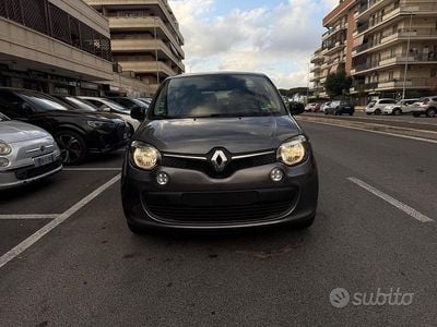 Usata Renault Twingo 110 CV (80 kW) 2018 Grigio Utilitaria