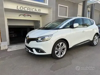 Usata Renault Scénic IV 95 CV (69 kW) 2018 Bianco Monovolume