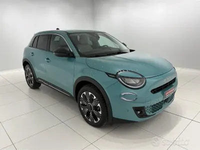 Usata Fiat 600 La Prima 101 CV (74 kW) 2025 Bluazzurro SUV