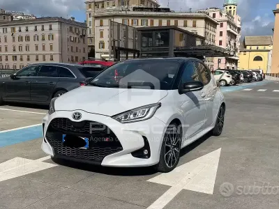 Usata Toyota Yaris Sport 92 CV (67 kW) 2022 Bianco Utilitaria