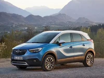 Käytetty Opel Crossland X Ultimate 120 HP (88 kW) 2019 Valkoinen Katumaasturi