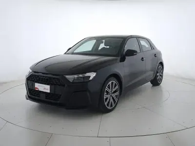 Usata Audi A1 Sportback Admired 110 CV (80 kW) 2023 Nero mito metallizzato Utilitaria