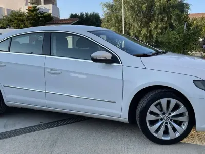 Usata VW CC Business 140 CV (102 kW) 2012 Bianco Berlina