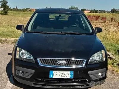 Usata Ford Focus 109 CV (80 kW) 2005 Nero Berlina