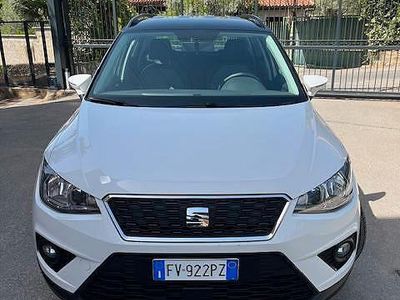 Usata Seat Arona 95 CV (69 kW) 2019 Bianco SUV