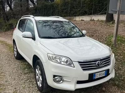 Usata Toyota RAV4 150 CV (110 kW) 2010 Bianco SUV