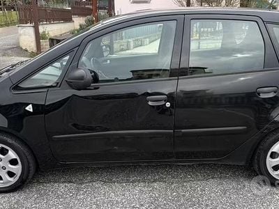 Usata Mitsubishi Colt 2005 Nero Utilitaria