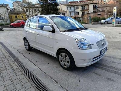 Usata Kia Picanto EX 63 CV (46 kW) 2008 Bianco Utilitaria