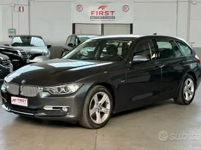 Usata BMW 318 M Sport 143 CV (105 kW) 2015 Grigio Berlina