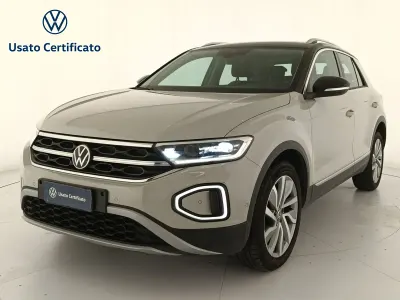 Usata VW T-Roc Style 150 CV (110 kW) 2023 Beige SUV