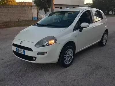 Usata Fiat Grande Punto 2015 Bianco Utilitaria