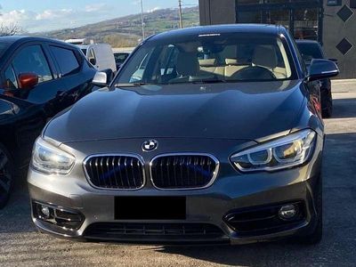 Usata BMW 120 Advantage 190 CV (139 kW) 2016 Grigio Utilitaria
