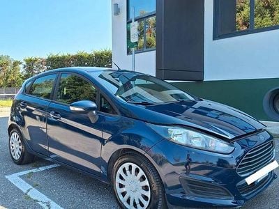 Usata Ford Fiesta 75 CV (55 kW) 2014 Blu Utilitaria
