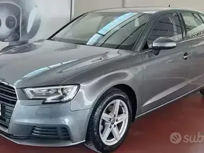Usata Audi A3 Business 116 CV (85 kW) 2018 Grigio Berlina