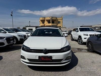 Usata VW Polo Comfortline 90 CV (66 kW) 2021 Bianco Utilitaria