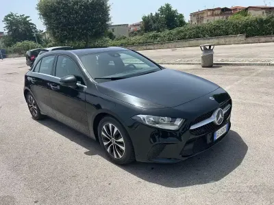 Usata Mercedes A180 Business 116 CV (85 kW) 2021 Nero Berlina