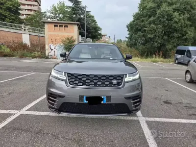 Usata Land Rover Range Rover Velar R-Dynamic 241 CV (177 kW) 2017 Grigio SUV