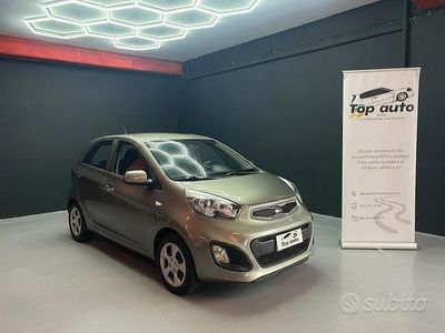 Usata Kia Picanto City 68 CV (50 kW) 2014 Grigio Utilitaria