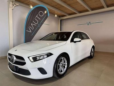 Usata Mercedes A180 Business 136 CV (100 kW) 2019 Bianco Berlina