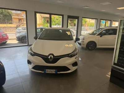 Usata Renault Clio V Equilibre 101 CV (74 kW) 2023 Bianco Berlina
