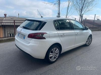 Usata Peugeot 308 131 CV (96 kW) 2019 Bianco Berlina