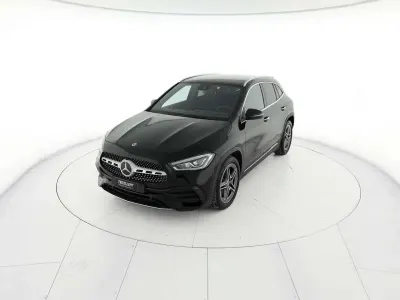 Usata Mercedes GLA200 Premium 150 CV (110 kW) 2023 Nero SUV