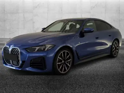 Usata BMW 420 Coupé M Sport 190 CV (139 kW) 2025 Blu/azzurro Coupé