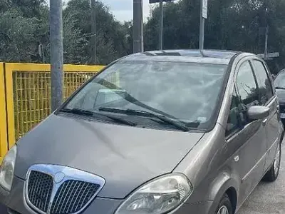 Usata Lancia Musa 90 CV (66 kW) 2007 Monovolume