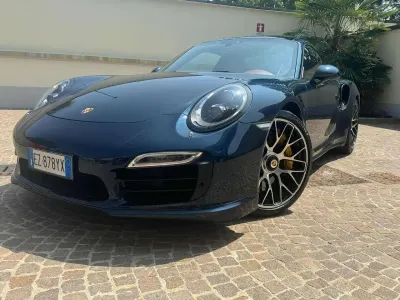 Usata Porsche 911 Turbo S 560 CV (411 kW) 2015 Blu Coupé