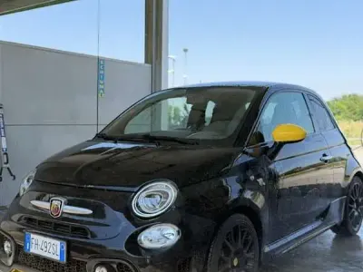 Usata Abarth 595 Pista 159 CV (116 kW) 2017 Nero Berlina