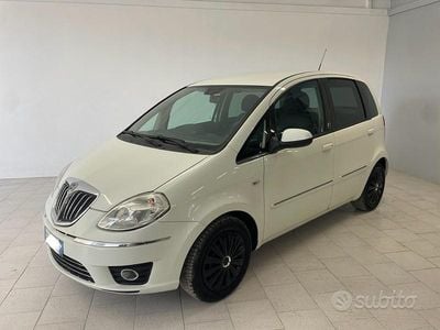 Usata Lancia Musa 77 CV (56 kW) 2010 Bianco Monovolume