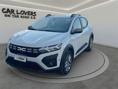 Usata Dacia Sandero Comfort 101 CV (74 kW) 2023 369 bianco ghiaccio Utilitaria