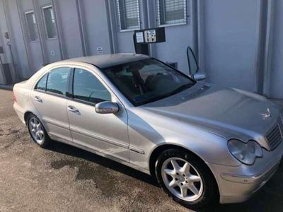 Mercedes C220