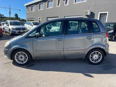 Blu/azzurro(met.) Usata 2008 Lancia Musa Monovolume | 4200 € (Buon prezzo)