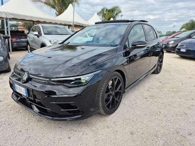 Nuova VW Golf VIII Black Edition 333 CV (244 kW) 2025 Nero Berlina