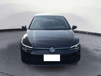 Usata VW Golf VIII Style 116 CV (85 kW) 2021 Nero Utilitaria