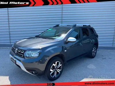 Usata Dacia Duster Prestige 101 CV (74 kW) 2022 Grigio scuro SUV