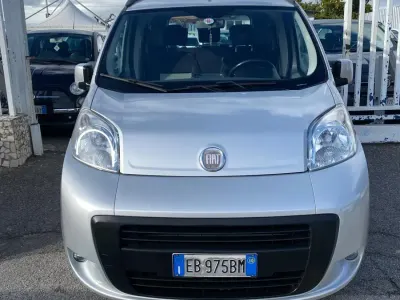 Käytetty Fiat Qubo Dynamic 75 HP (55 kW) 2010 Harmaa Tila-auto