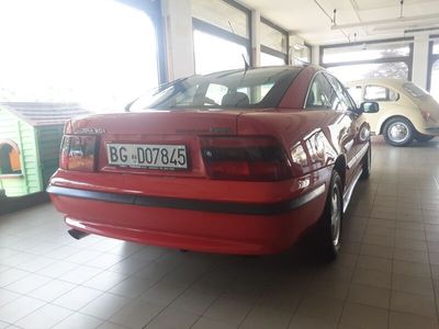 usata Opel Calibra 2.0i 56000 km condizioni pari al nuovo