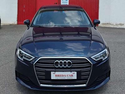 Usata Audi A3 Ambiente 116 CV (85 kW) 2020 Blu/azzurro Berlina