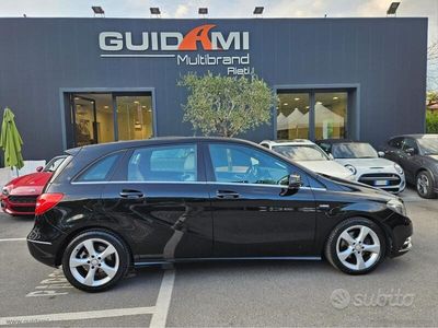 Usata Mercedes B200 Premium 136 CV (100 kW) 2012 Nero Monovolume
