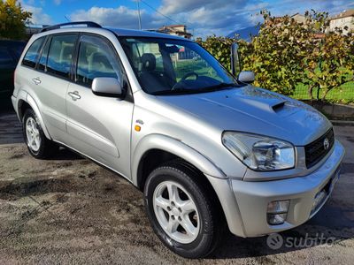 usata Toyota RAV4 2003