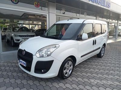 Usata Fiat Doblò 105 CV (77 kW) 2014 Bianco Monovolume