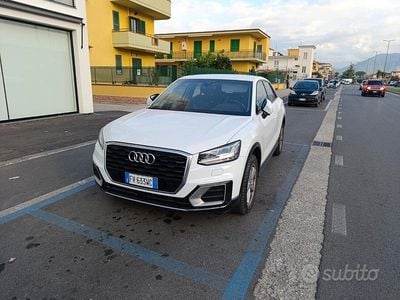 Usata Audi Q2 Admired 116 CV (85 kW) 2019 Bianco SUV