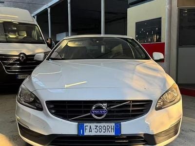 Usata Volvo V60 Summum 150 CV (110 kW) 2015 Bianco Station wagon